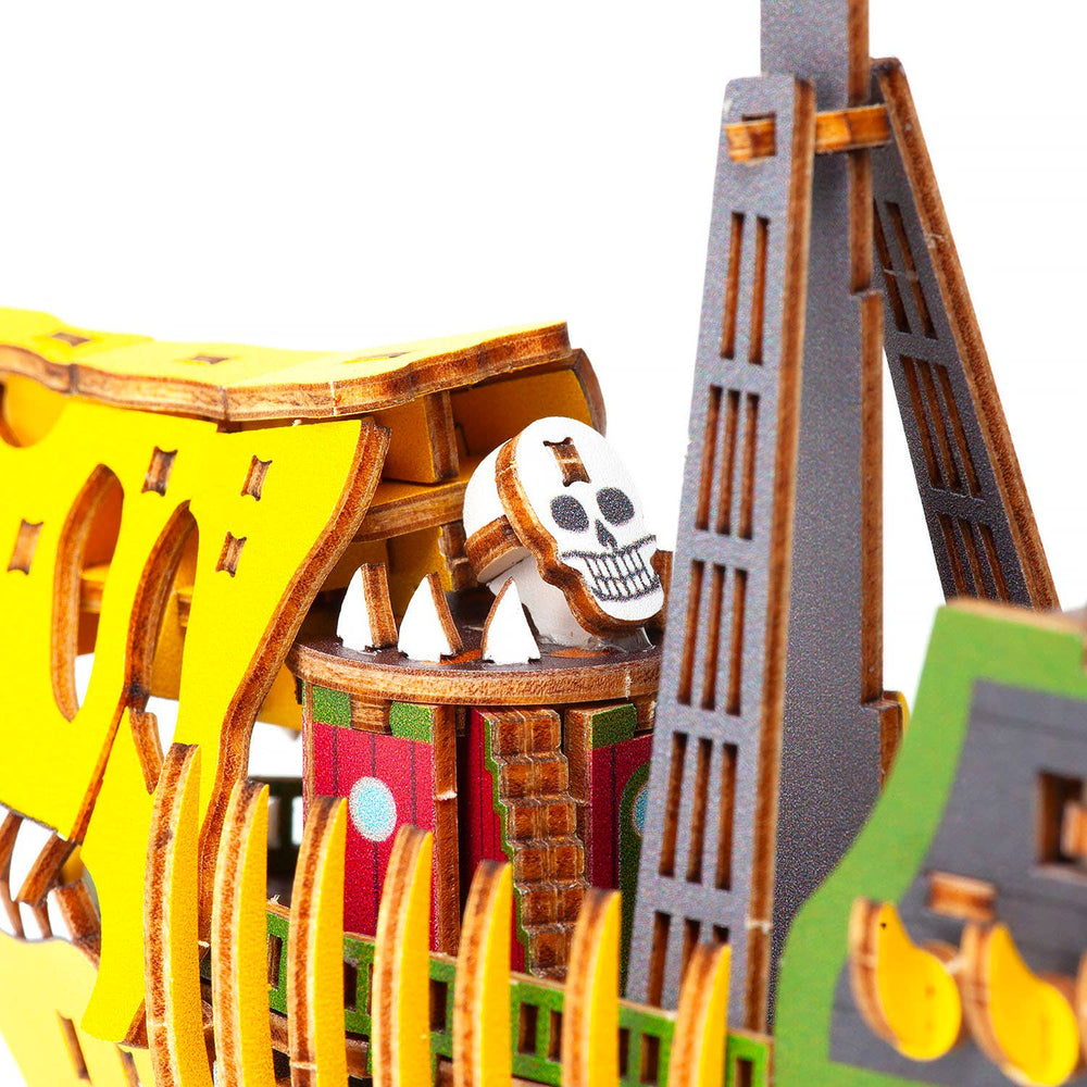 Wa-gu-mi One Piece Victoria Punk Ship Model